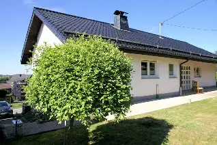 Gepflegtes Wohnhaus mit Garage in bevorzugter Wohnlage von Waldbröl