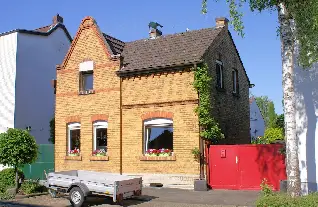 Charmantes Einfamilienhaus mit Garage in guter Wohnlage von Sankt Augustin-Niederpleis