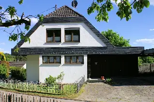 Freistehendes Einfamilienhaus mit Garage in reizvoller Dorflage der Gemeinde Nümbrecht